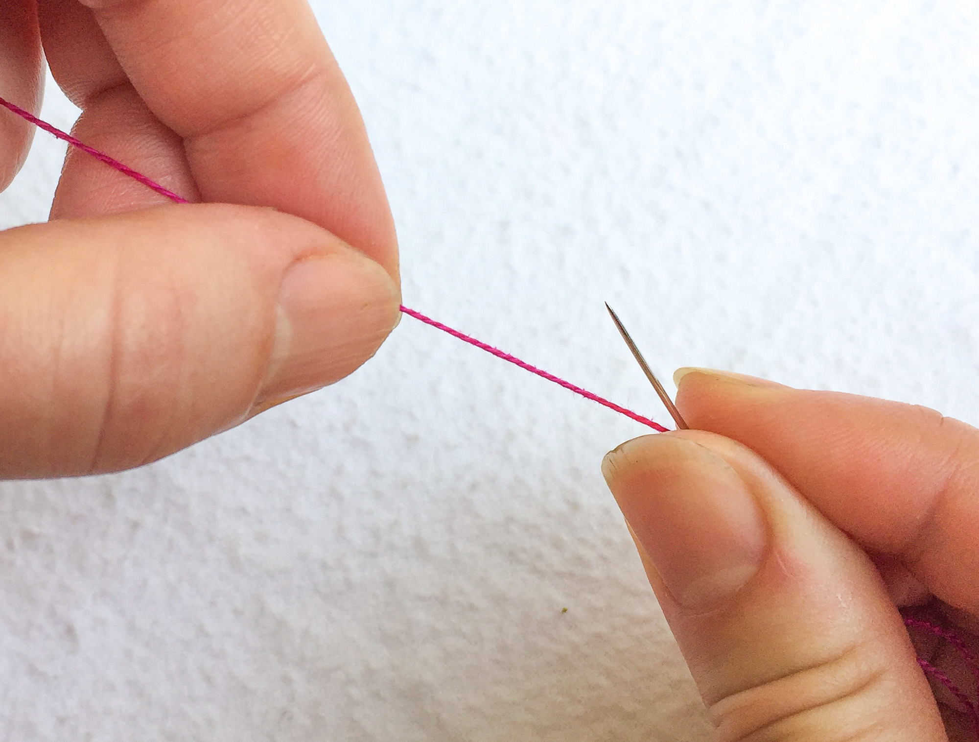 The 7 Best Quilting Needles For Hand Quilting  Hand quilting technique,  Easy hand quilting, Quilting needle