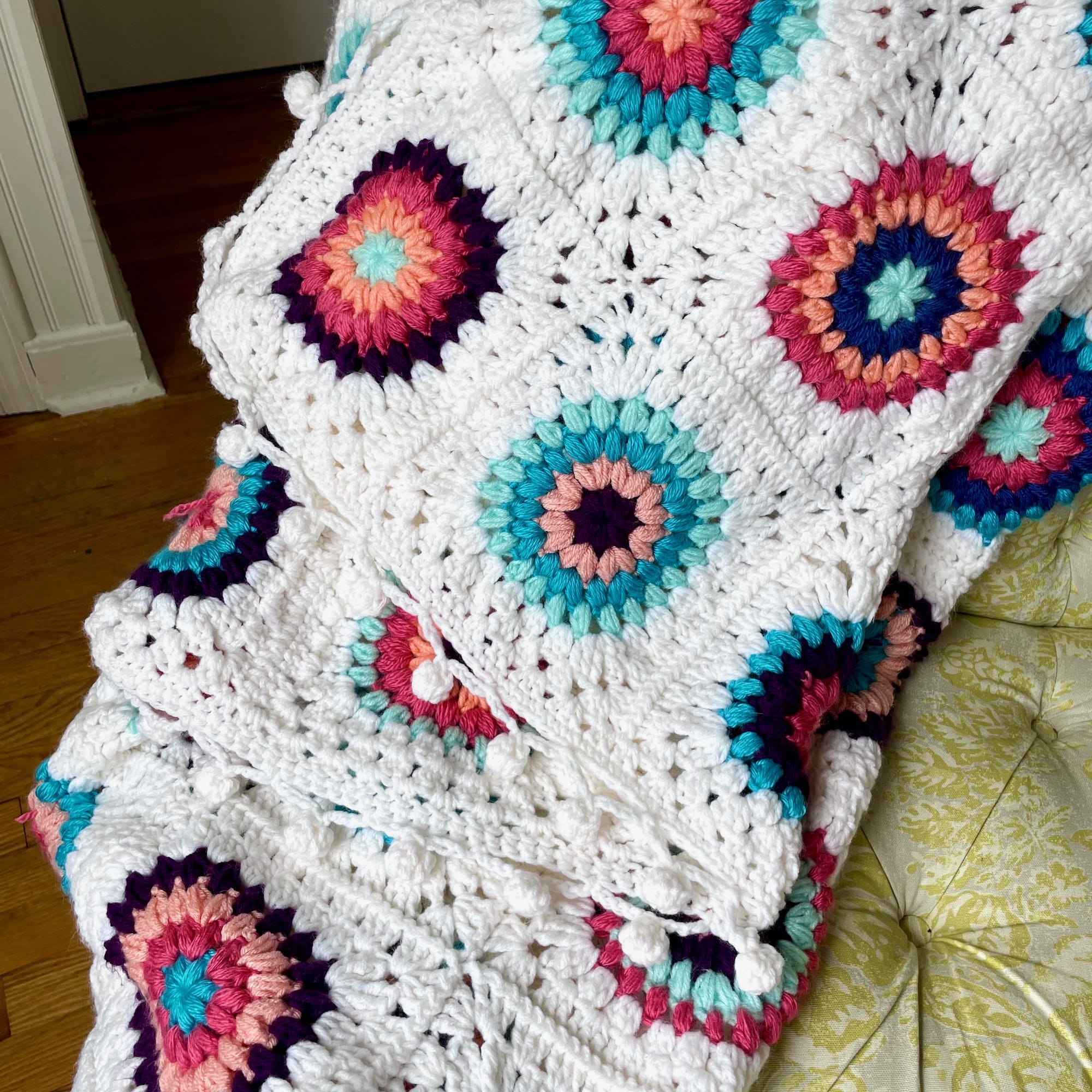 The Easy Peasy Blanket: How To Crochet A Snug Granny Square