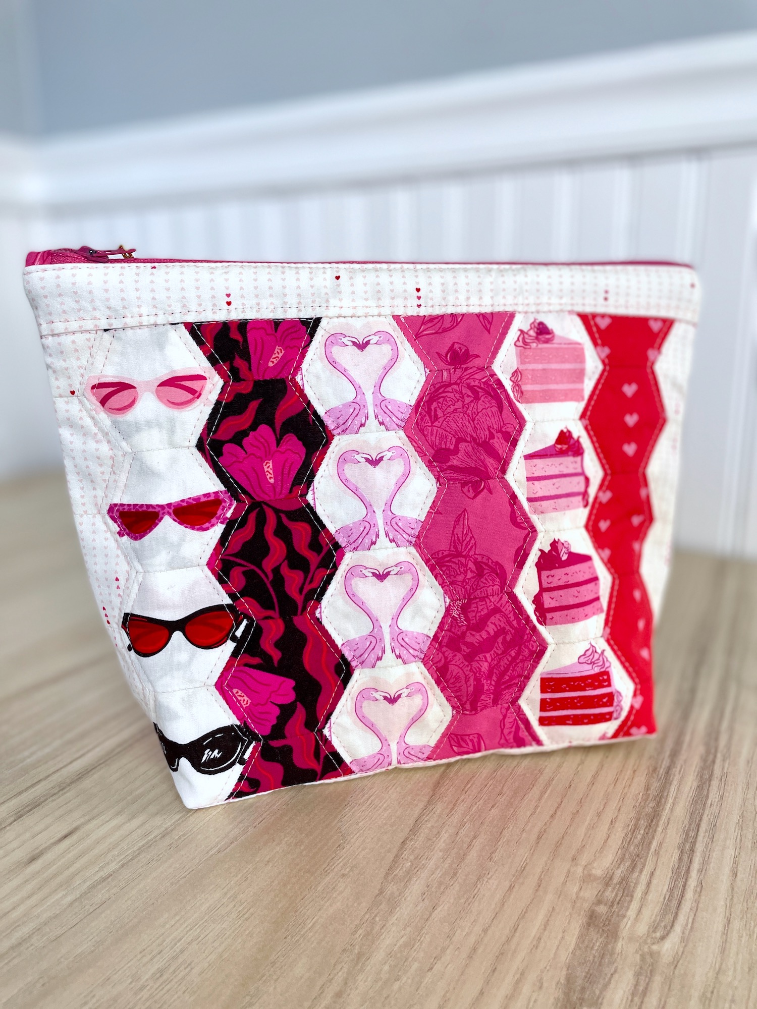 Free Hexagon Zipper Pouch Pattern - Stitching The Journey